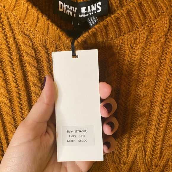 DKNY Sweater Size Large Camel Brown Crewneck Long Sleeve Knit NWT - Picture 3 of 11